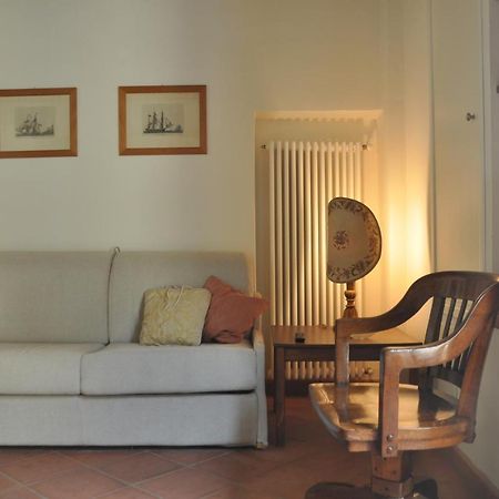 Appartement Zia Liliana à Pistoia Extérieur photo